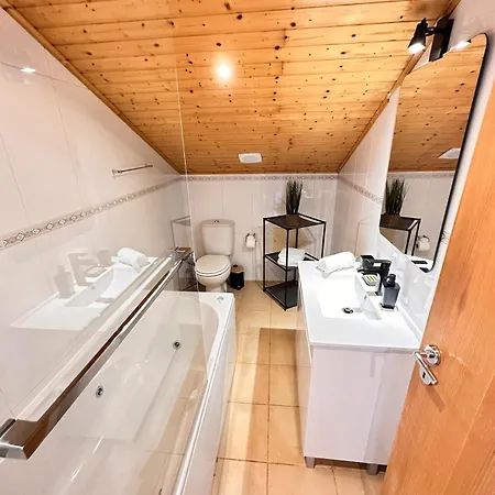Seaview House *